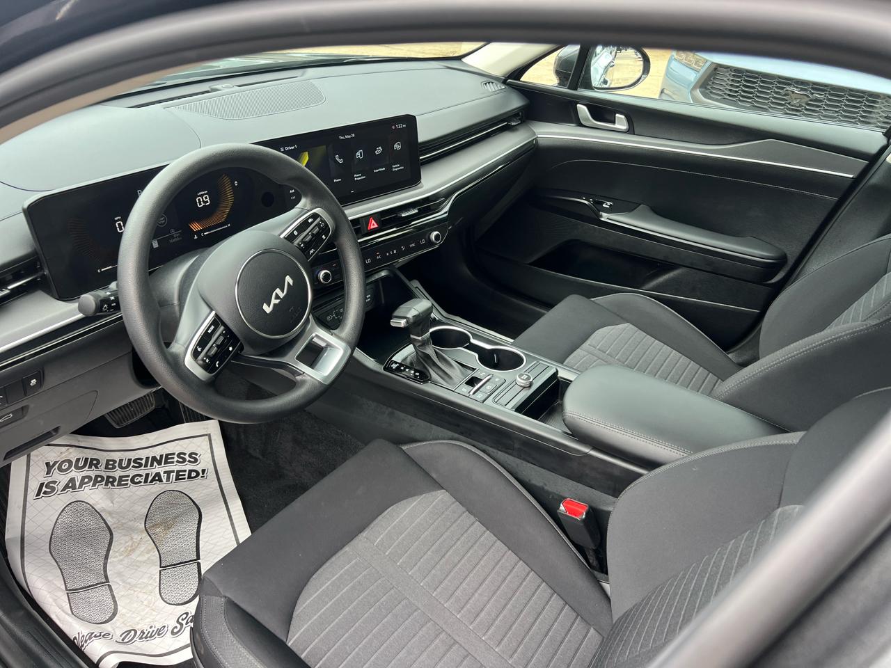 Kia K5 LXS Auto FWD 2026