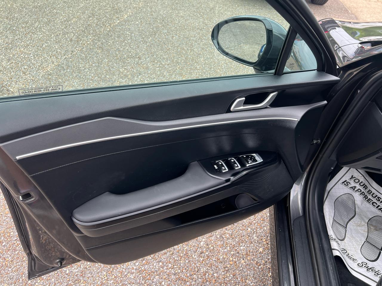 Kia K5 LXS Auto FWD 2026
