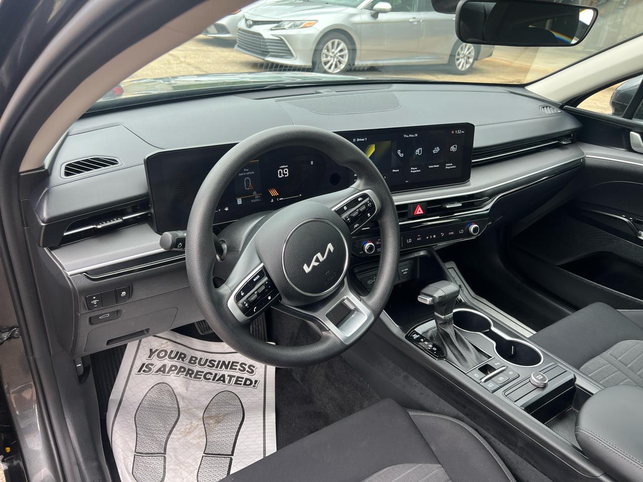 Kia K5 LXS Auto FWD 2026