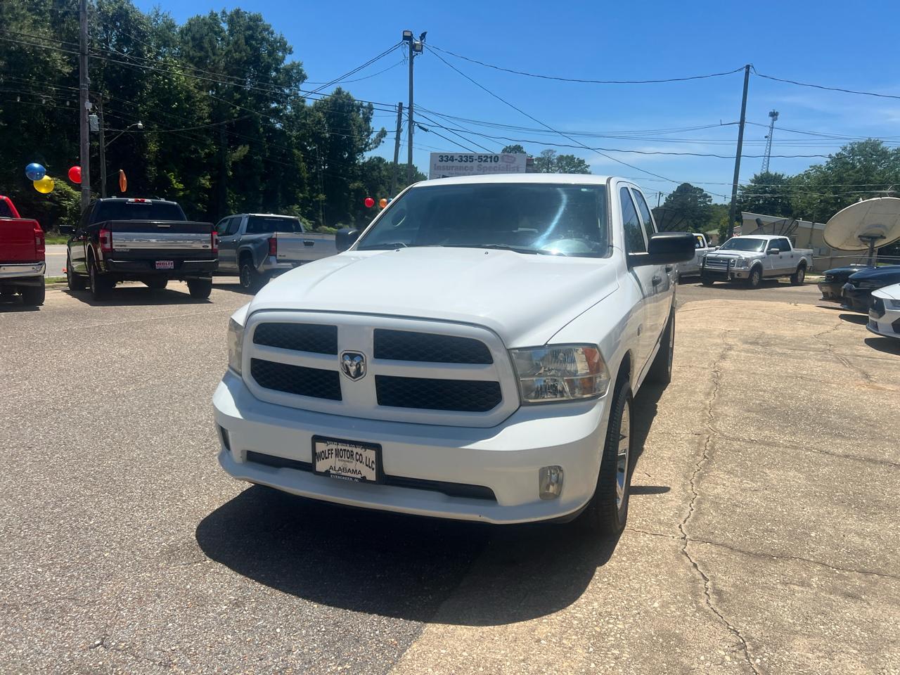 RAM 1500 4WD Crew Cab 140.5" Express 2014