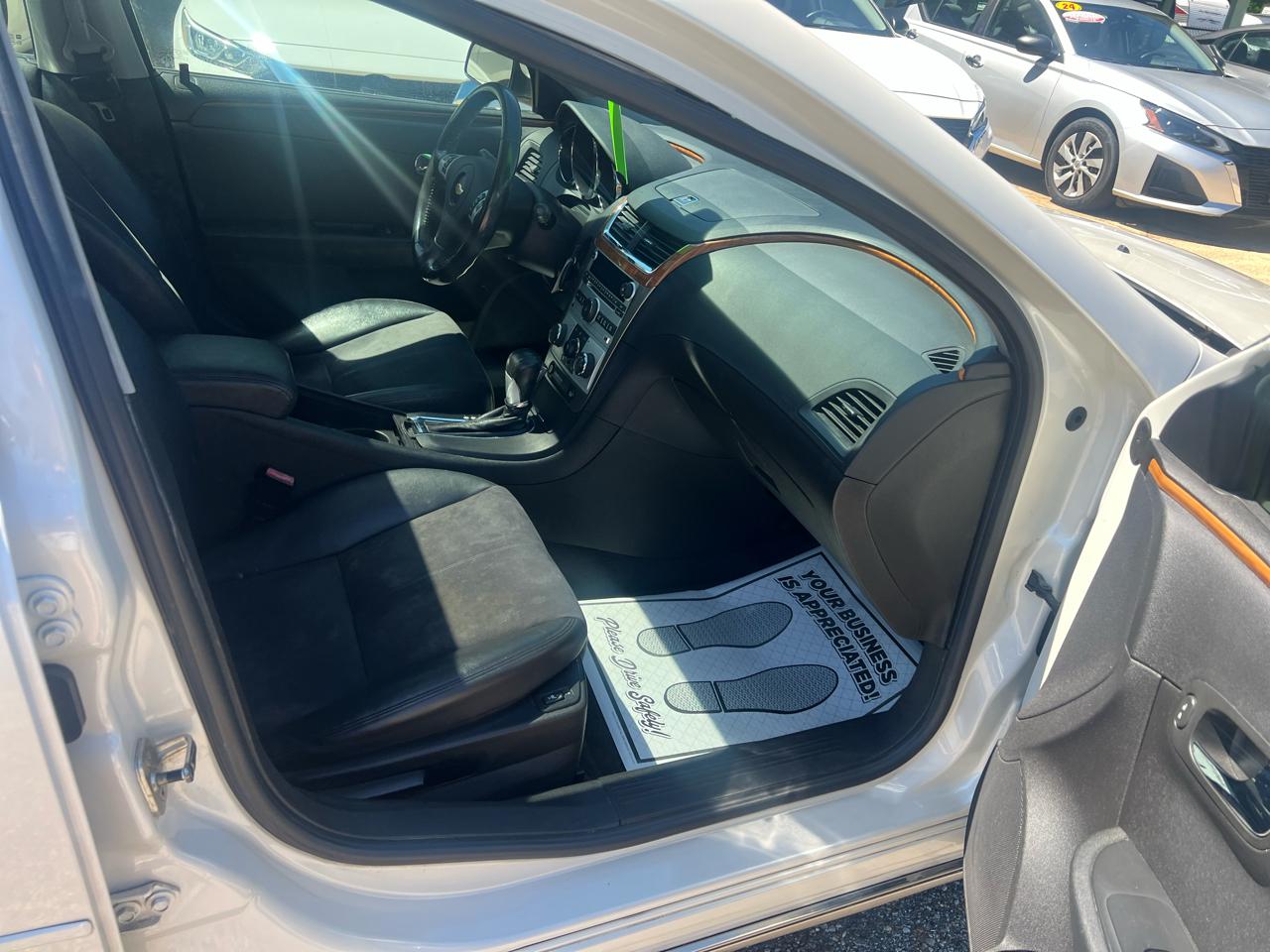 Chevrolet Malibu 4dr Sdn LT w/2LT 2011