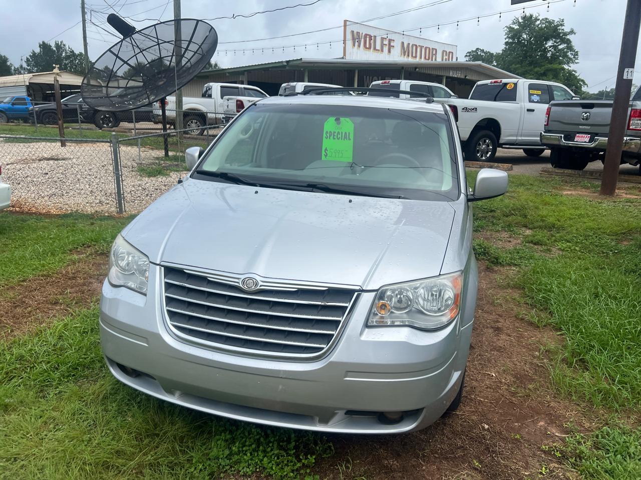 Chrysler Town & Country 4dr Wgn Touring 2010