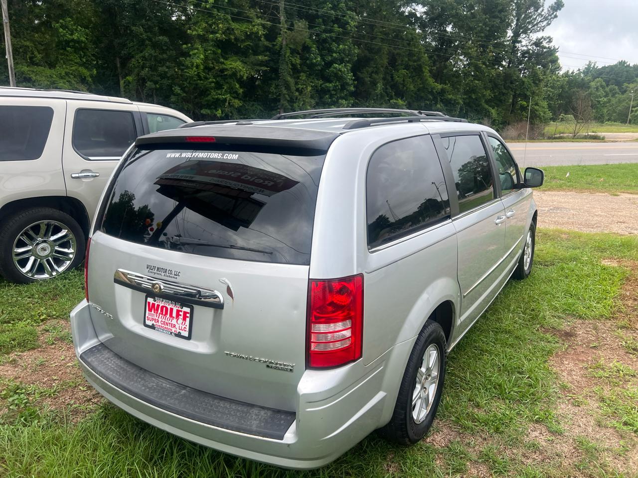 Chrysler Town & Country 4dr Wgn Touring 2010