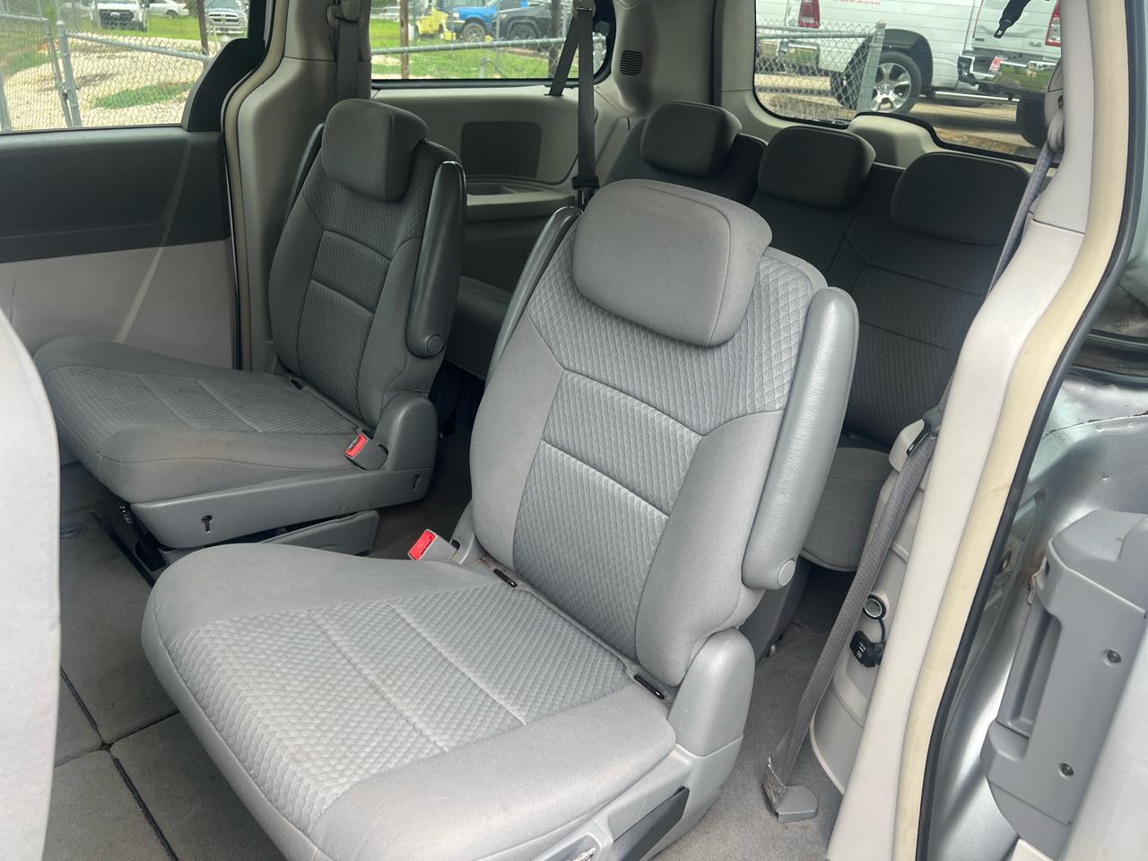 Chrysler Town & Country 4dr Wgn Touring 2010