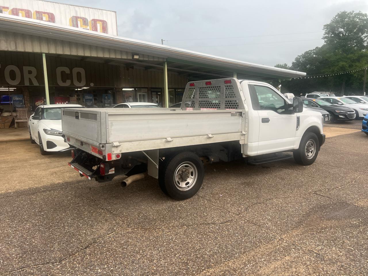 Ford Super Duty F-250 SRW XLT 2WD Reg Cab 8' Box 2019