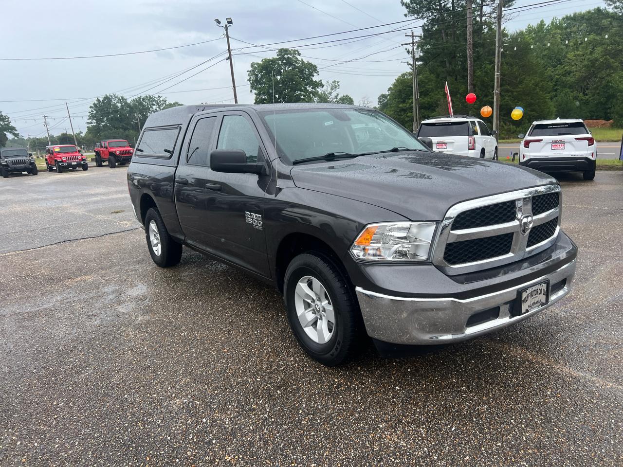 RAM 1500 Classic Tradesman 4x4 Quad Cab 6'4" Box 2023