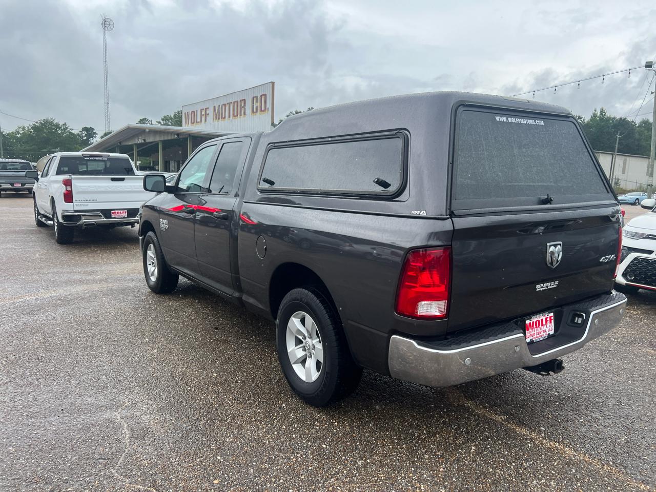 RAM 1500 Classic Tradesman 4x4 Quad Cab 6'4" Box 2023