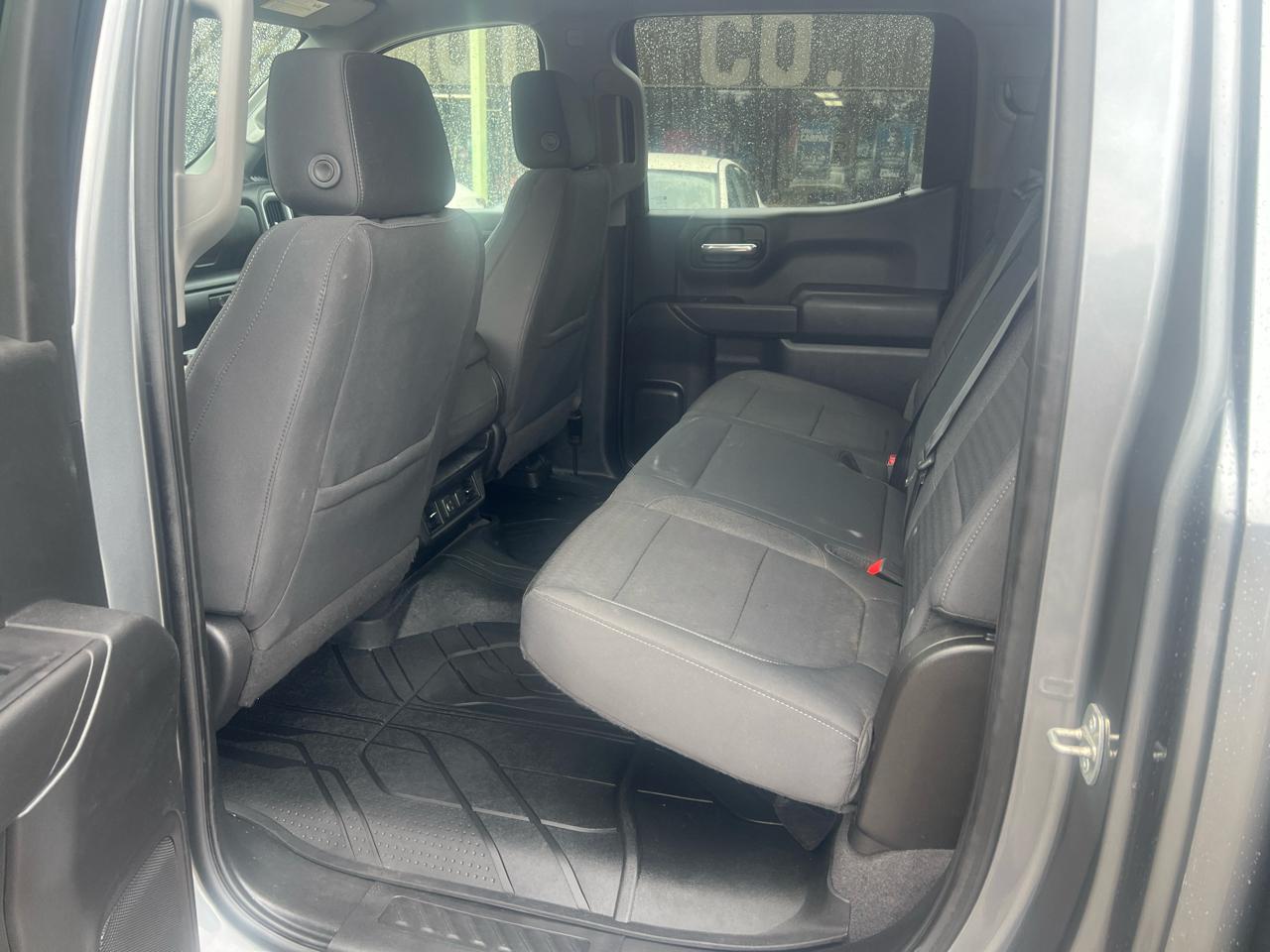 Chevrolet Silverado 1500 4WD Crew Cab 147" LT 2020