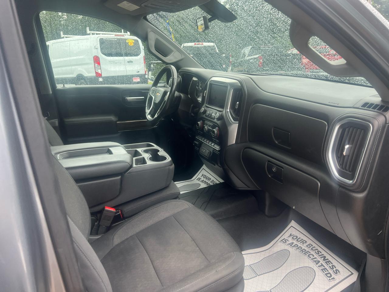 Chevrolet Silverado 1500 4WD Crew Cab 147" LT 2020