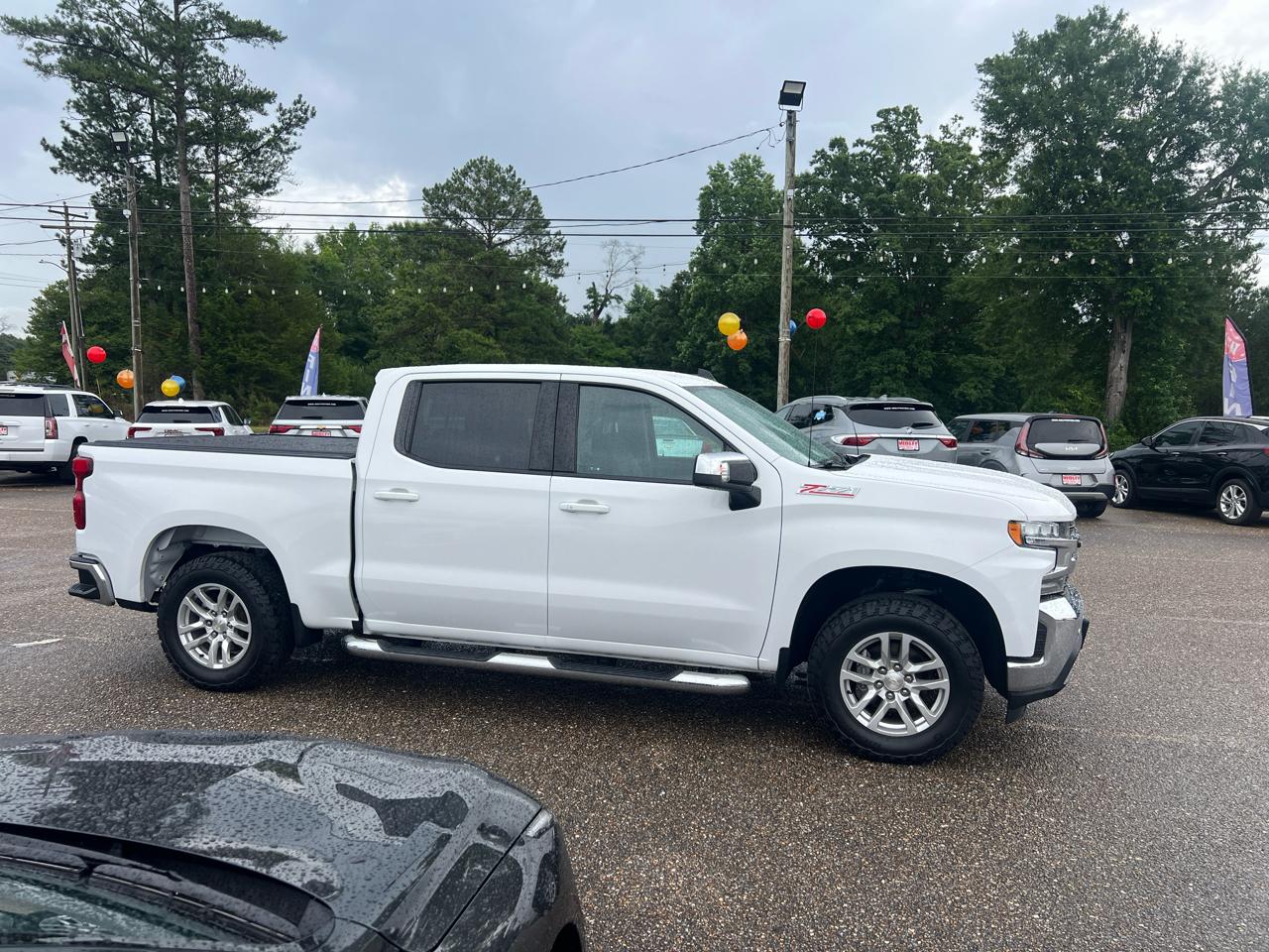 Chevrolet Silverado 1500 4WD Crew Cab 147" LT 2020