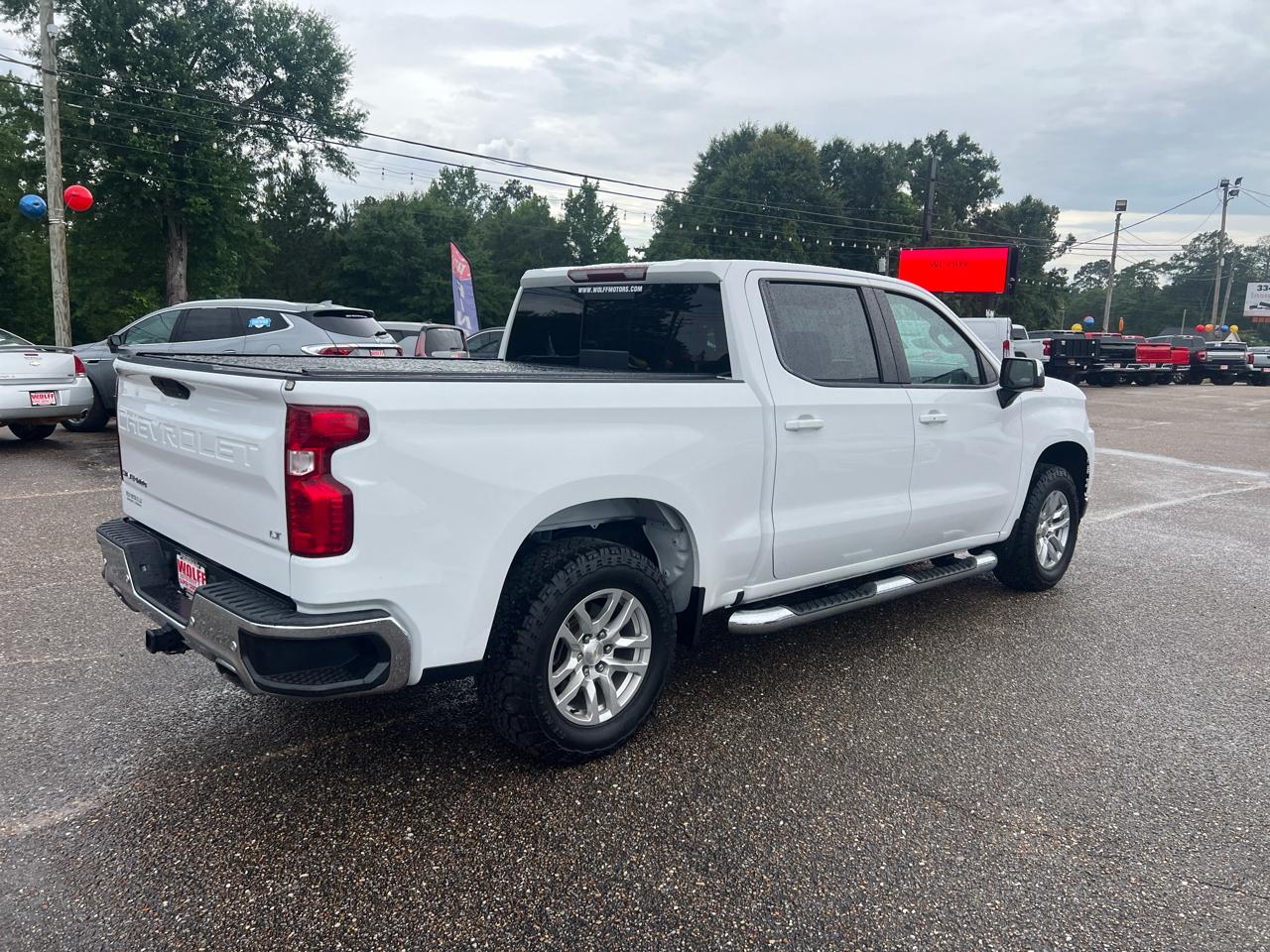 Chevrolet Silverado 1500 4WD Crew Cab 147" LT 2020
