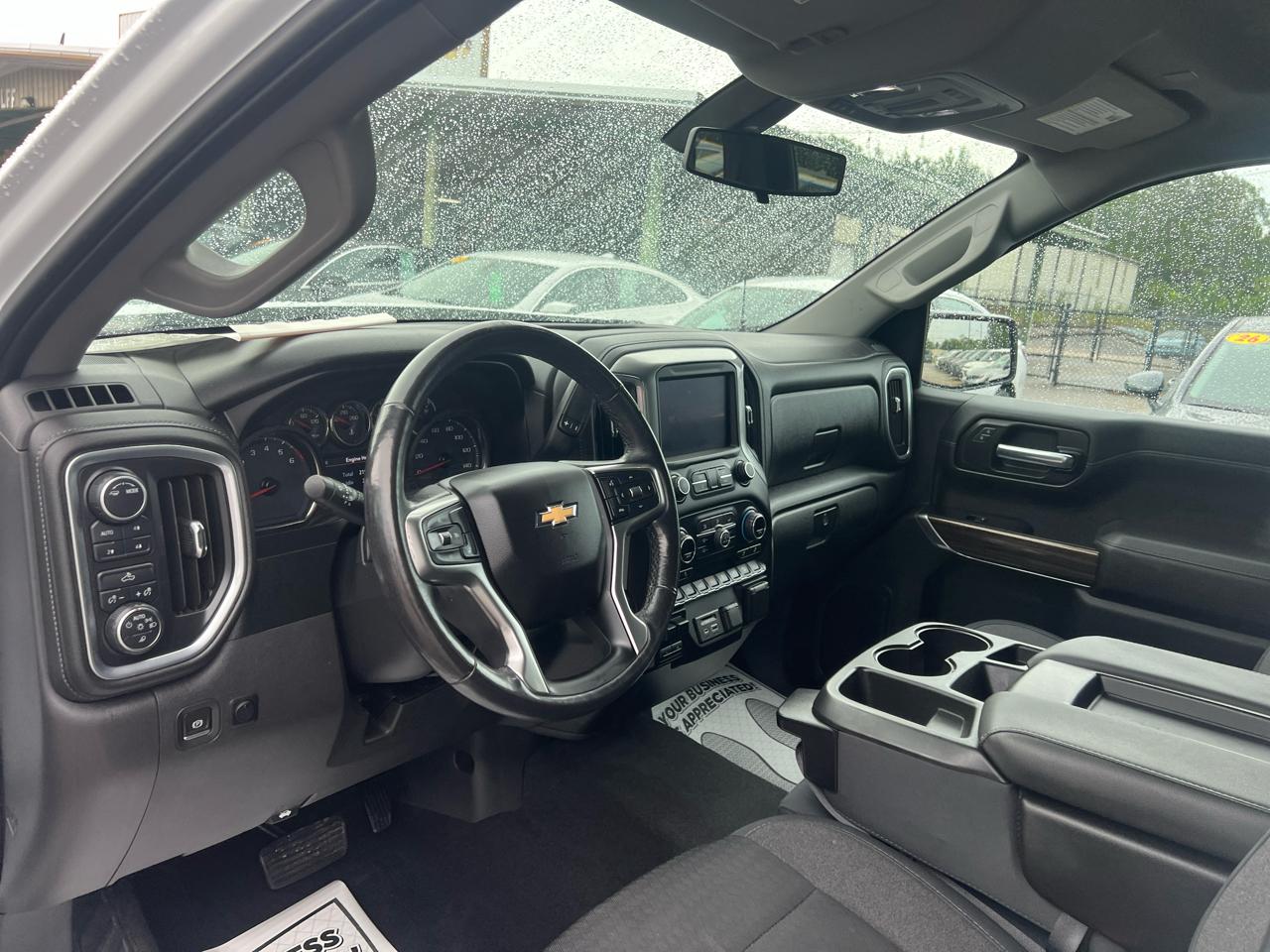 Chevrolet Silverado 1500 4WD Crew Cab 147" LT 2020