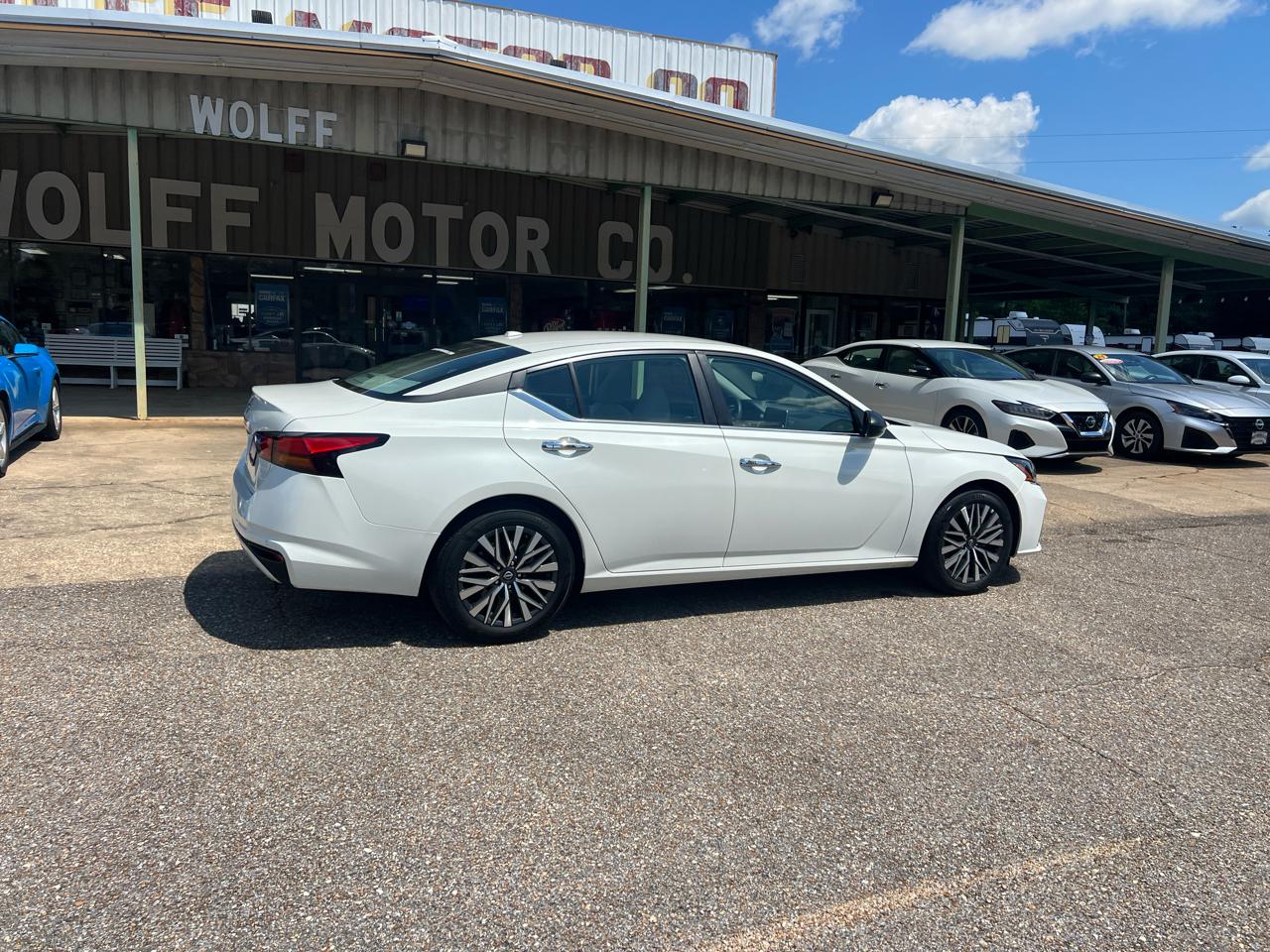 Nissan Altima SV FWD 2025