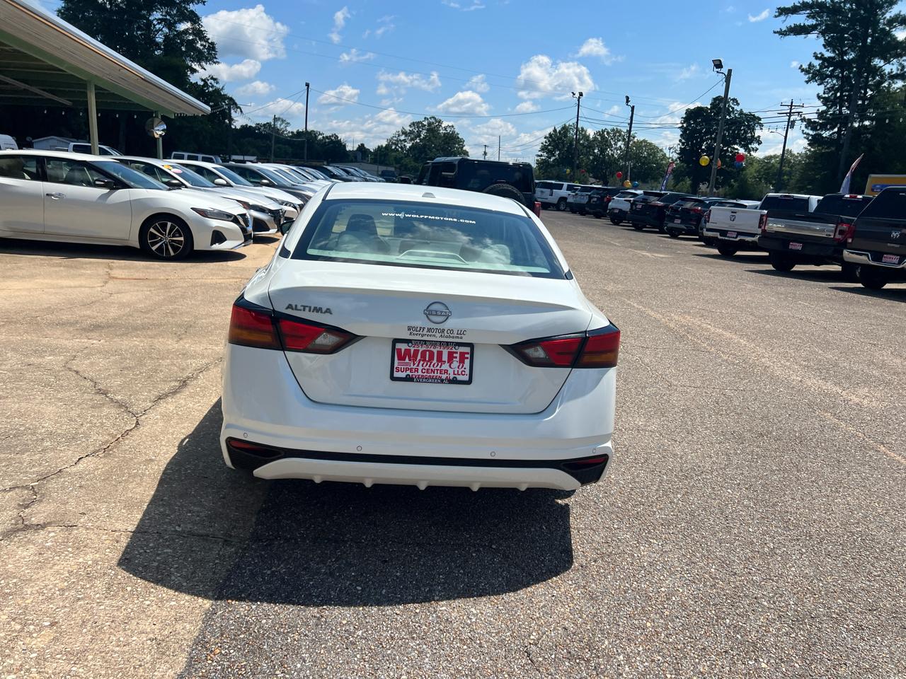 Nissan Altima SV FWD 2025