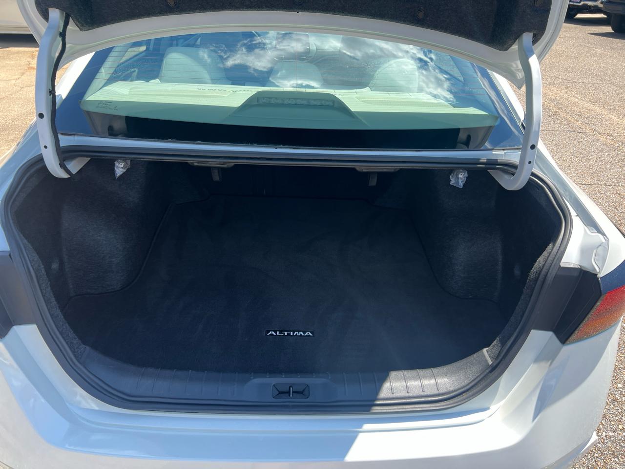 Nissan Altima SV FWD 2025