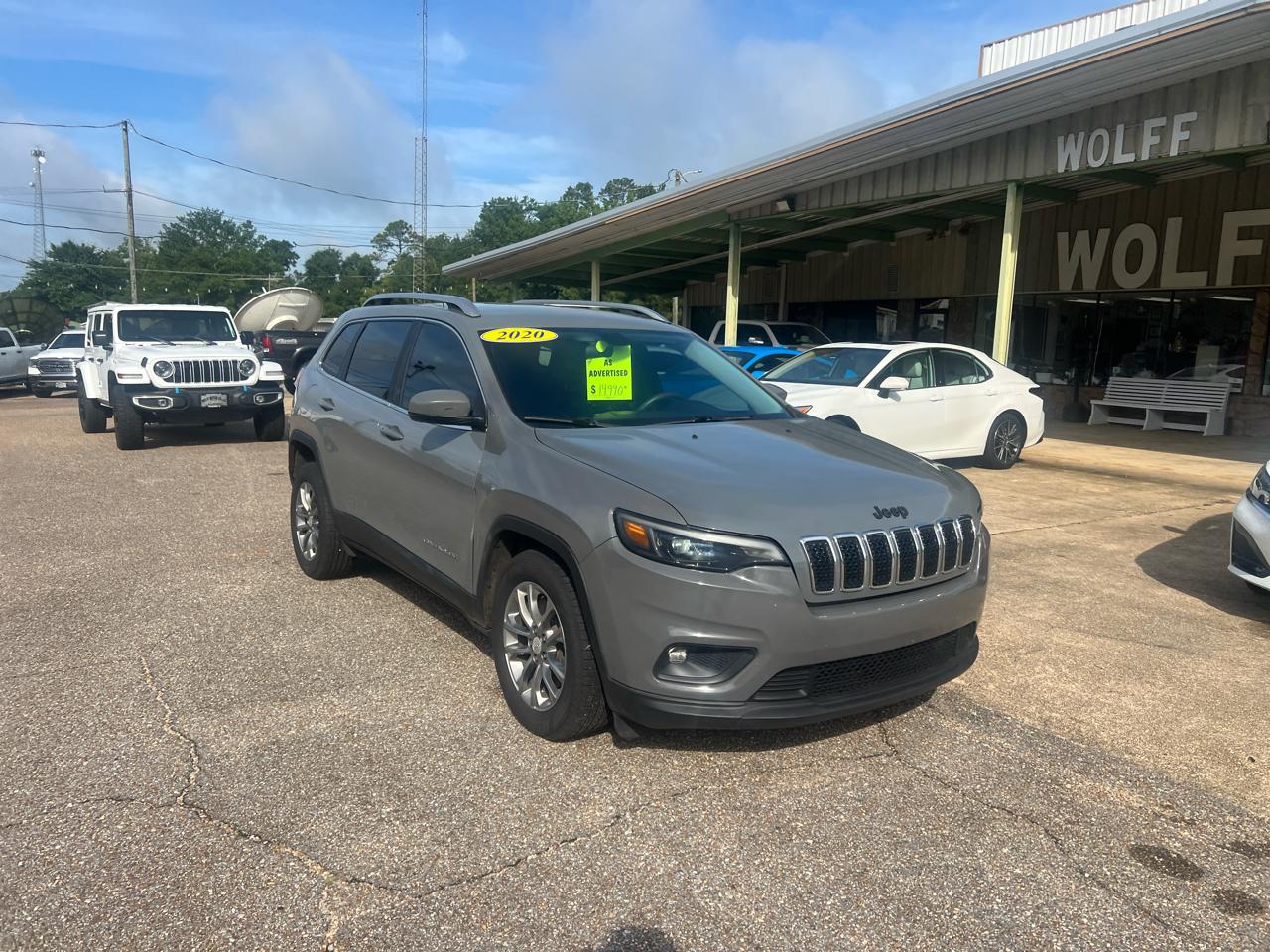 Jeep Cherokee Latitude Plus FWD 2020