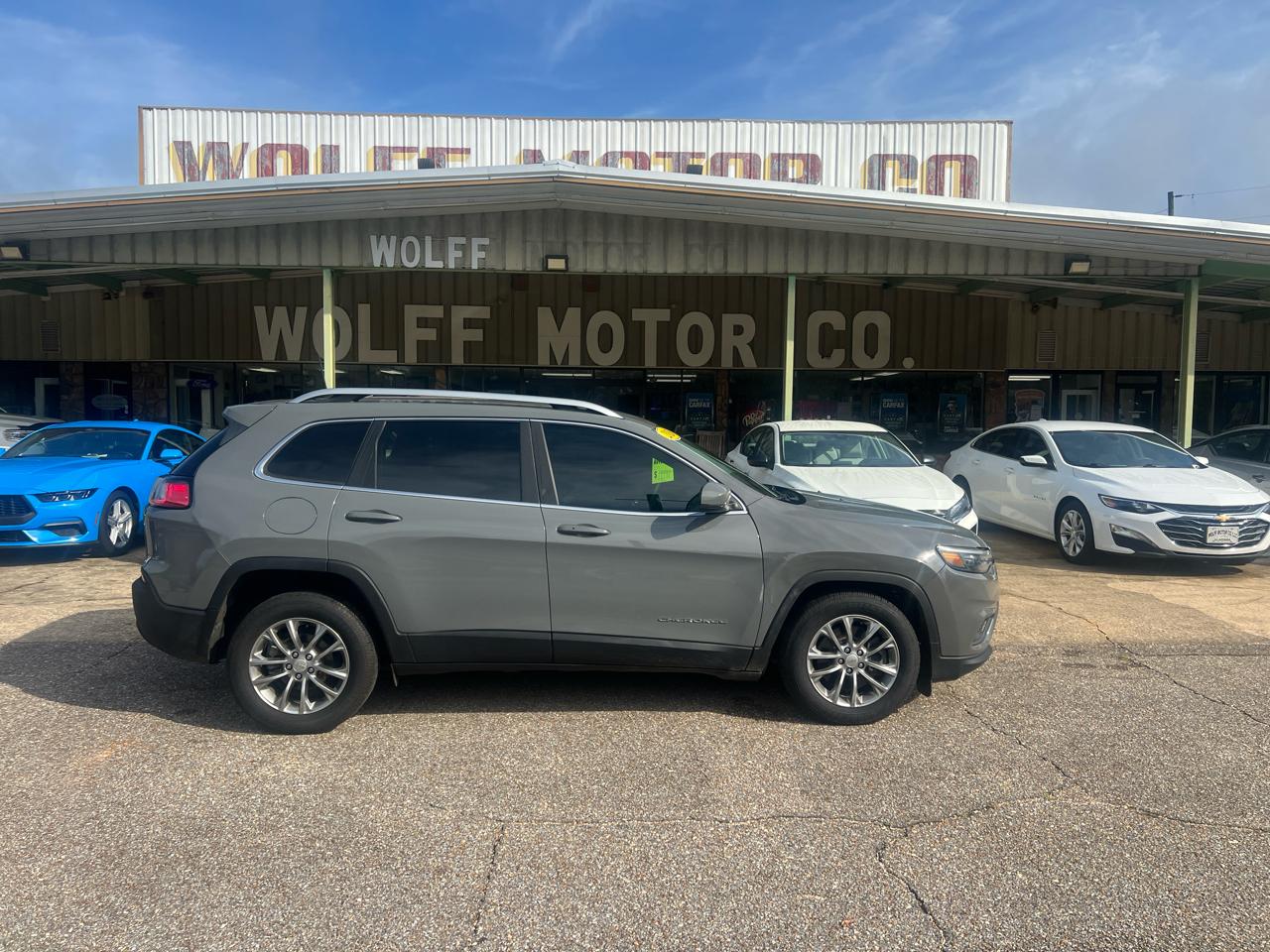 Jeep Cherokee Latitude Plus FWD 2020