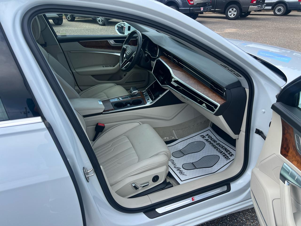 Audi A6 Sedan Prestige 55 TFSI quattro 2022