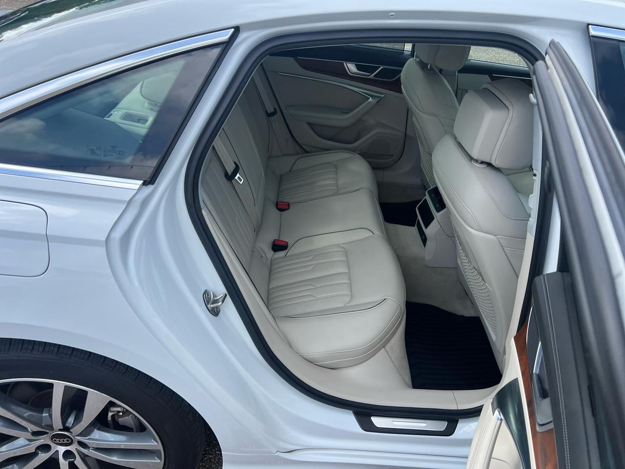 Audi A6 Sedan Prestige 55 TFSI quattro 2022