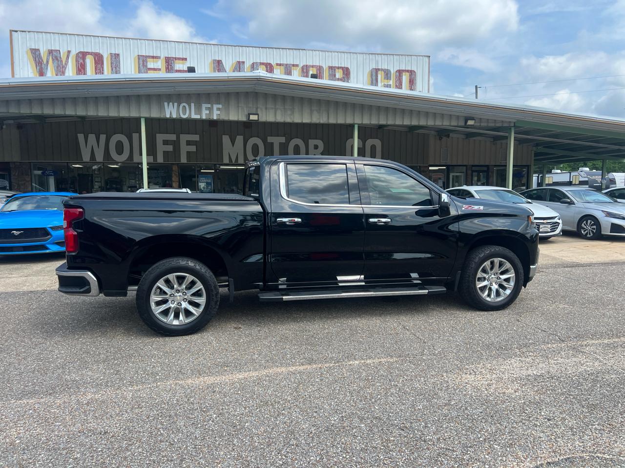 Chevrolet Silverado 1500 LTD 4WD Crew Cab 147" LTZ 2022