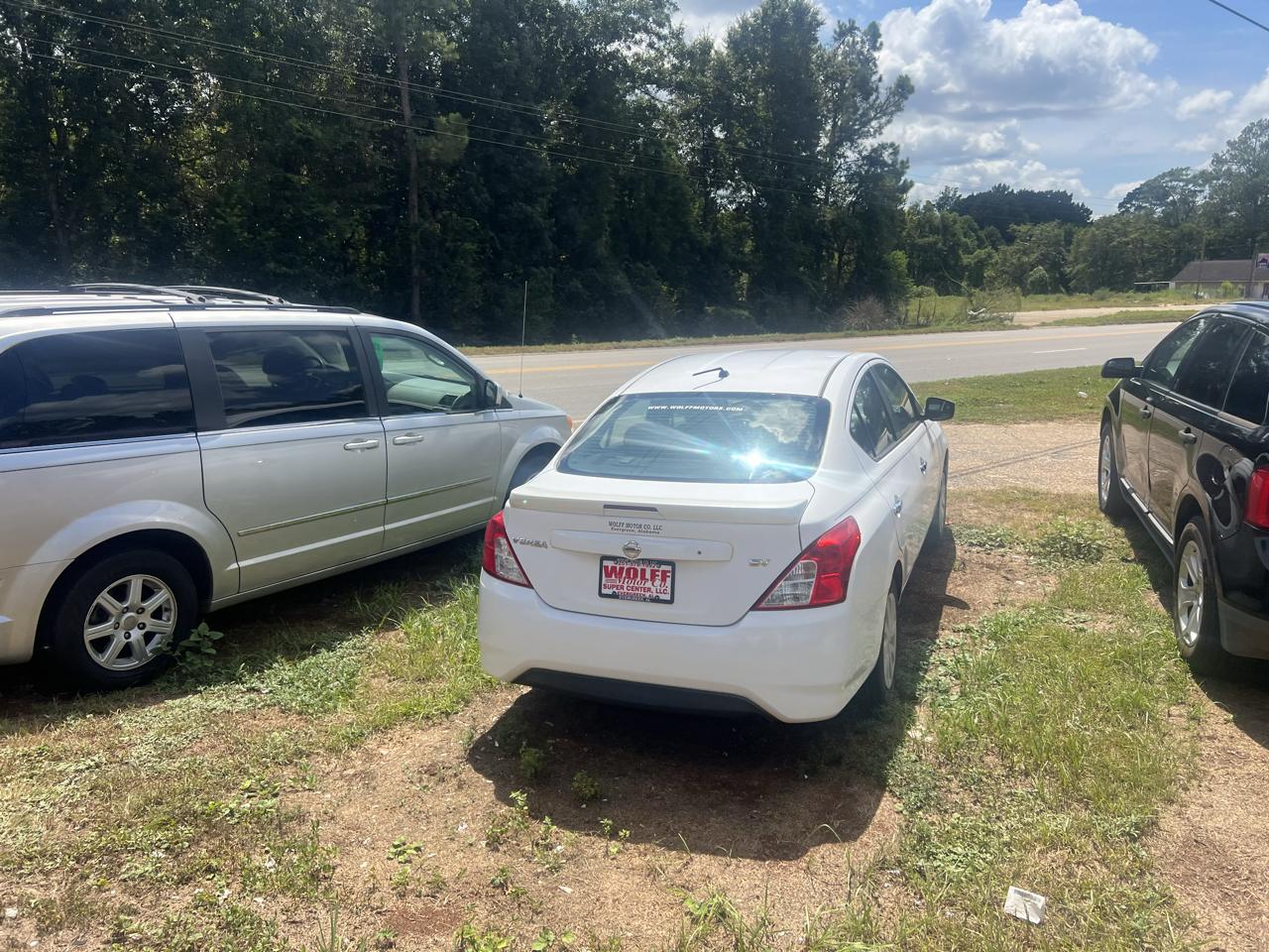 Nissan Versa Sedan SV CVT 2017