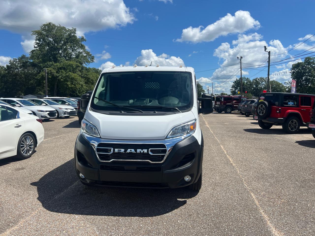RAM ProMaster Cargo Van Tradesman 2500 Low Roof 136" WB w/Pass Seat 2025