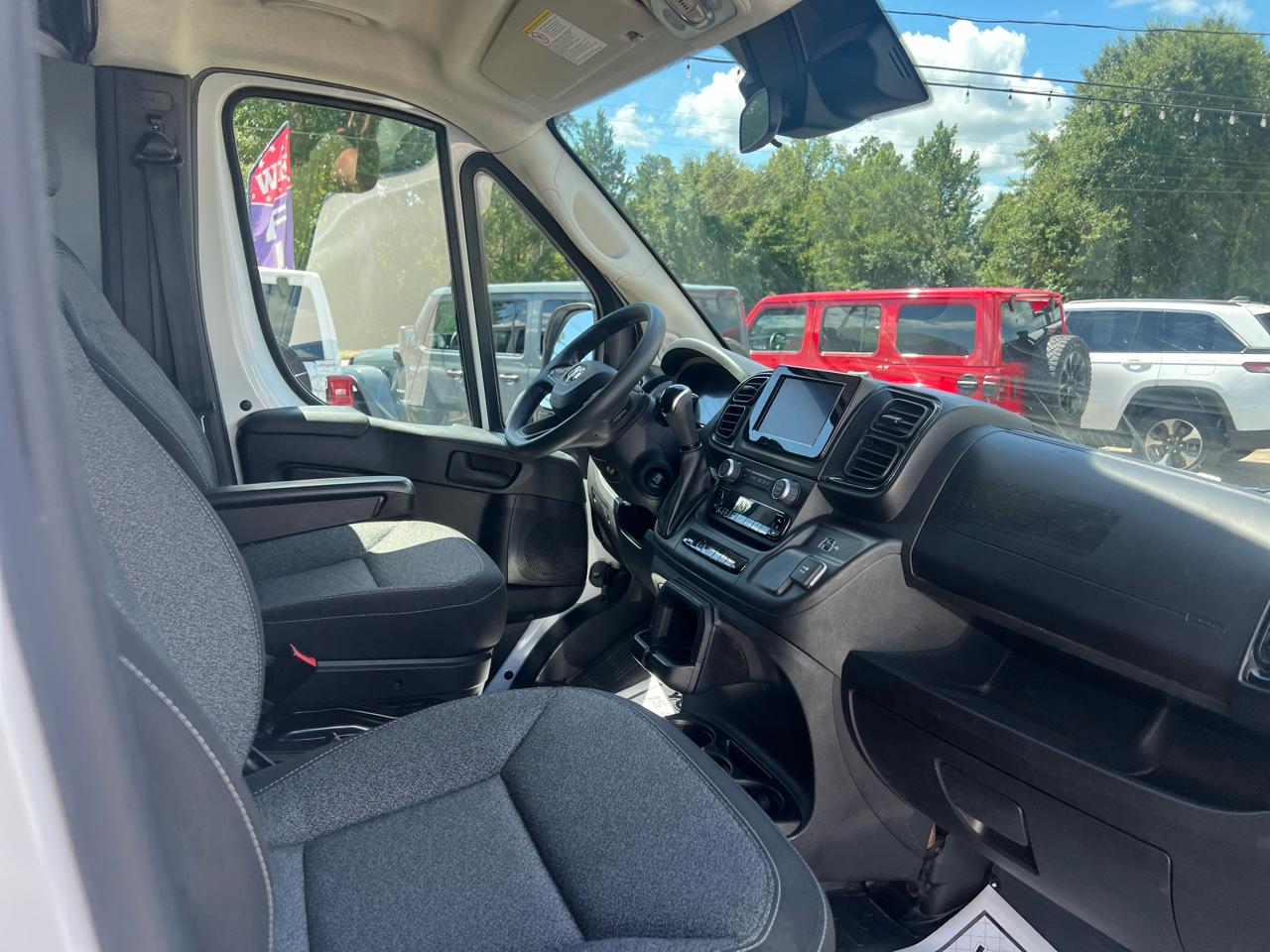 RAM ProMaster Cargo Van Tradesman 2500 Low Roof 136" WB w/Pass Seat 2025