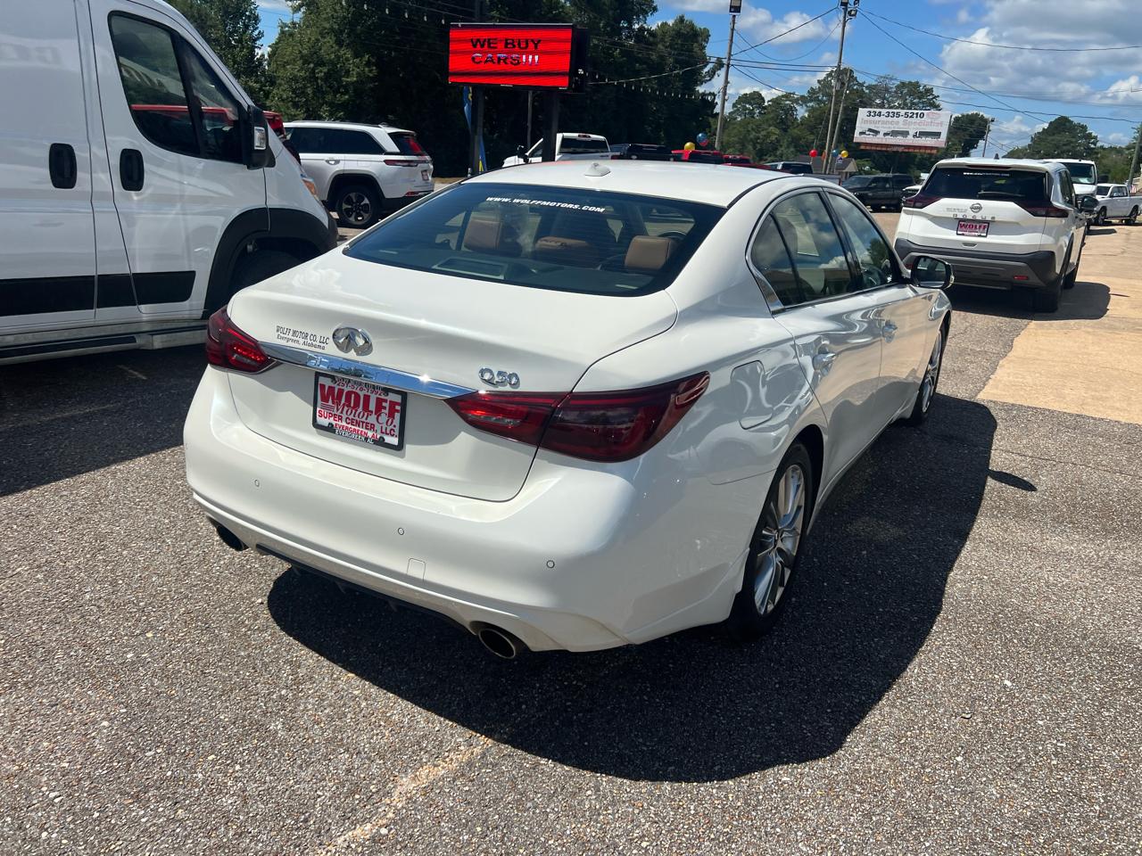 Infiniti Q50 LUXE RWD 2023