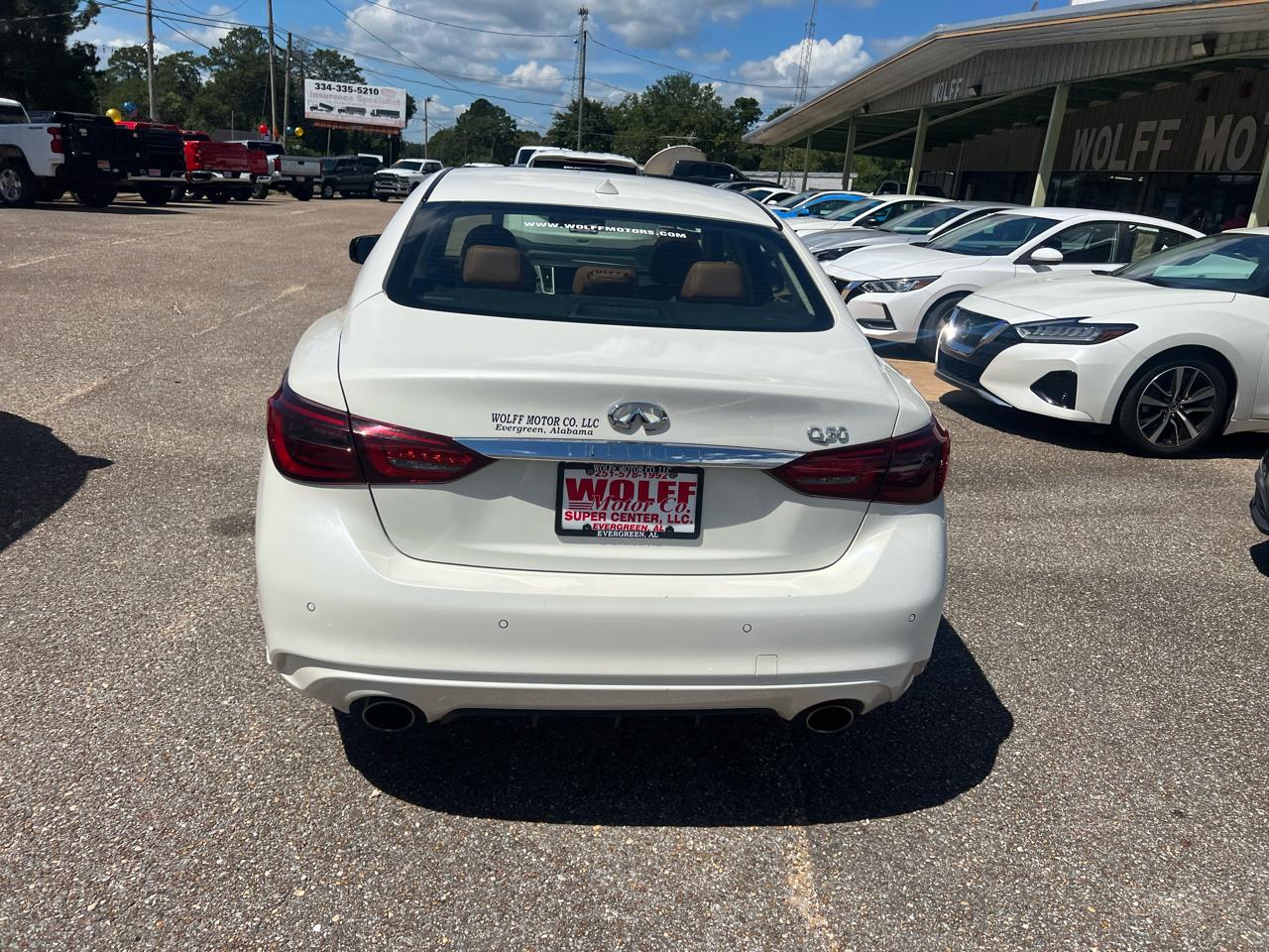 Infiniti Q50 LUXE RWD 2023