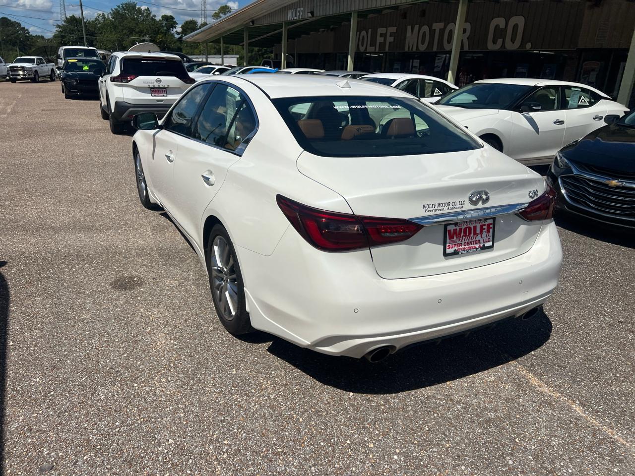 Infiniti Q50 LUXE RWD 2023