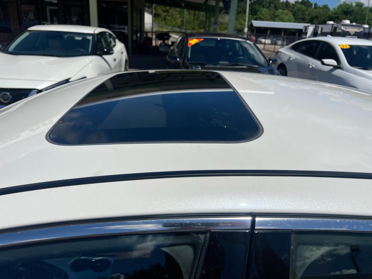 Infiniti Q50 LUXE RWD 2023