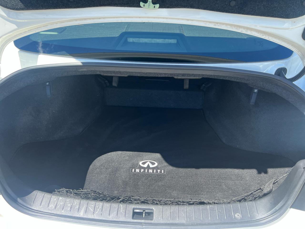 Infiniti Q50 LUXE RWD 2023