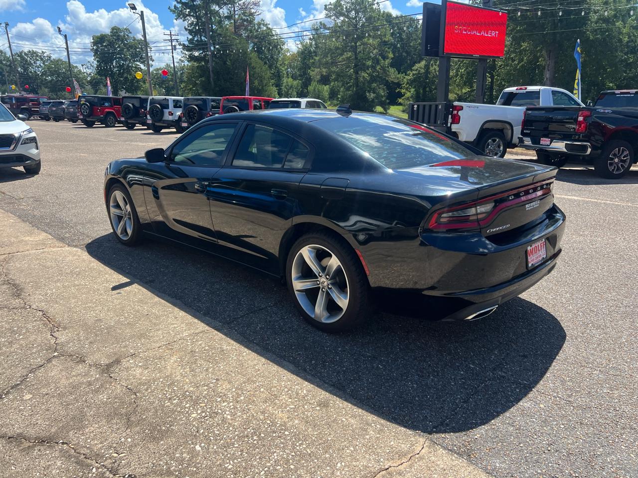 Dodge Charger SXT Plus RWD 2018