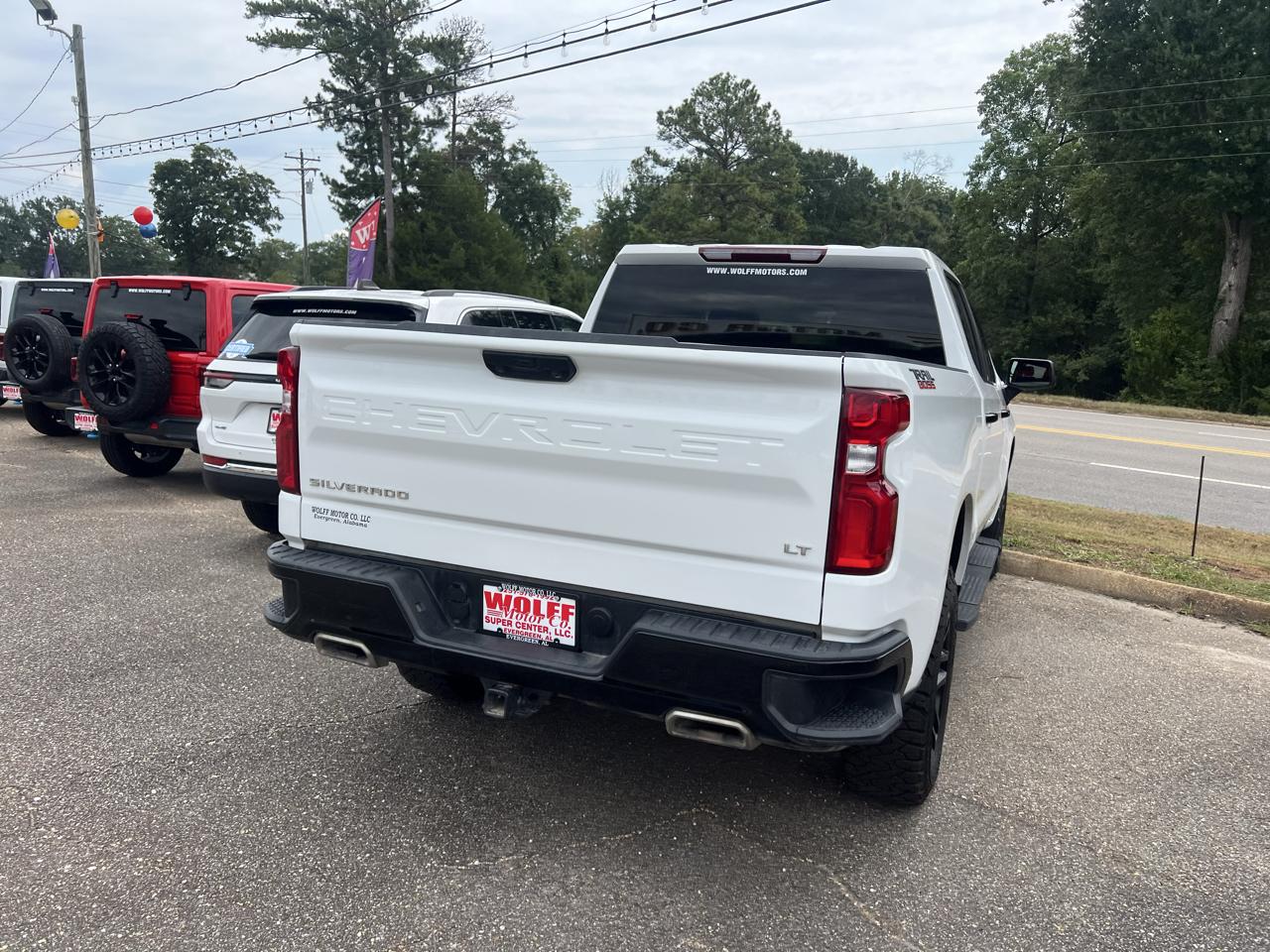 Chevrolet Silverado 1500 4WD Crew Cab 147" LT Trail Boss 2024