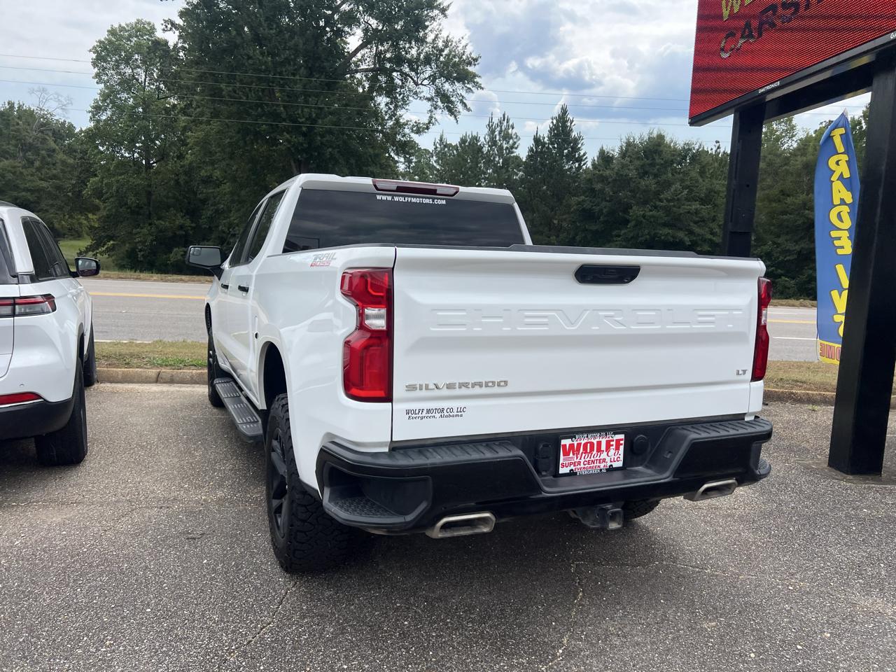 Chevrolet Silverado 1500 4WD Crew Cab 147" LT Trail Boss 2024