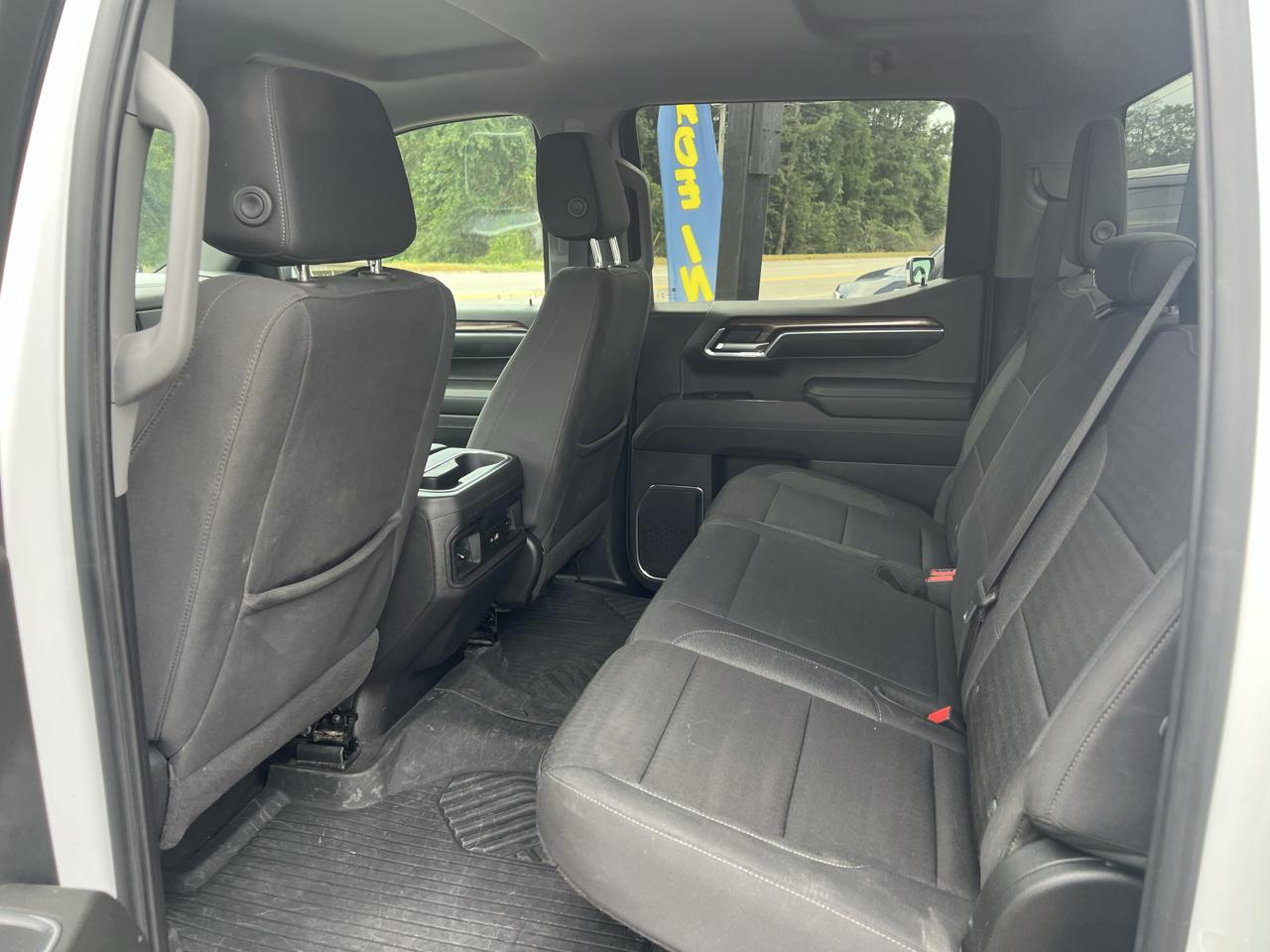 Chevrolet Silverado 1500 4WD Crew Cab 147" LT Trail Boss 2024