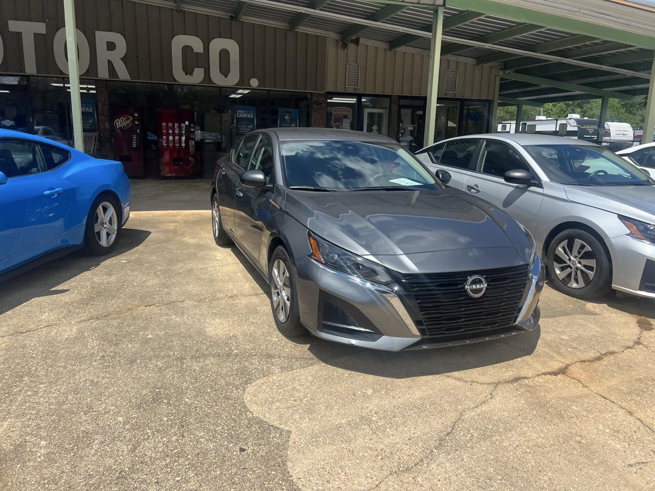 Nissan Altima S FWD 2025