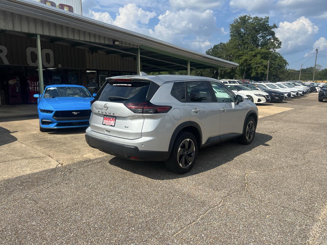 Nissan Rogue FWD SV 2024