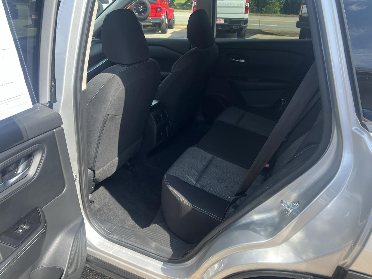 Nissan Rogue FWD SV 2024