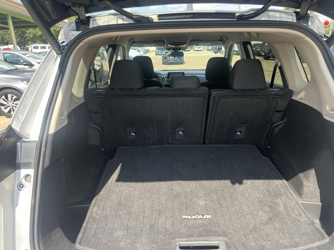 Nissan Rogue FWD SV 2024