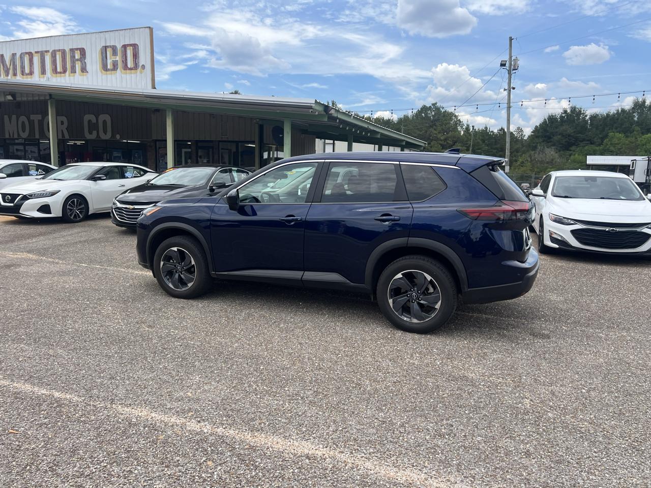 Nissan Rogue FWD SV 2025