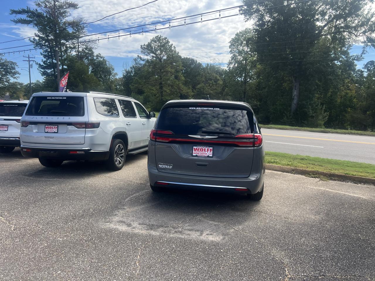Chrysler Pacifica Select FWD 2025