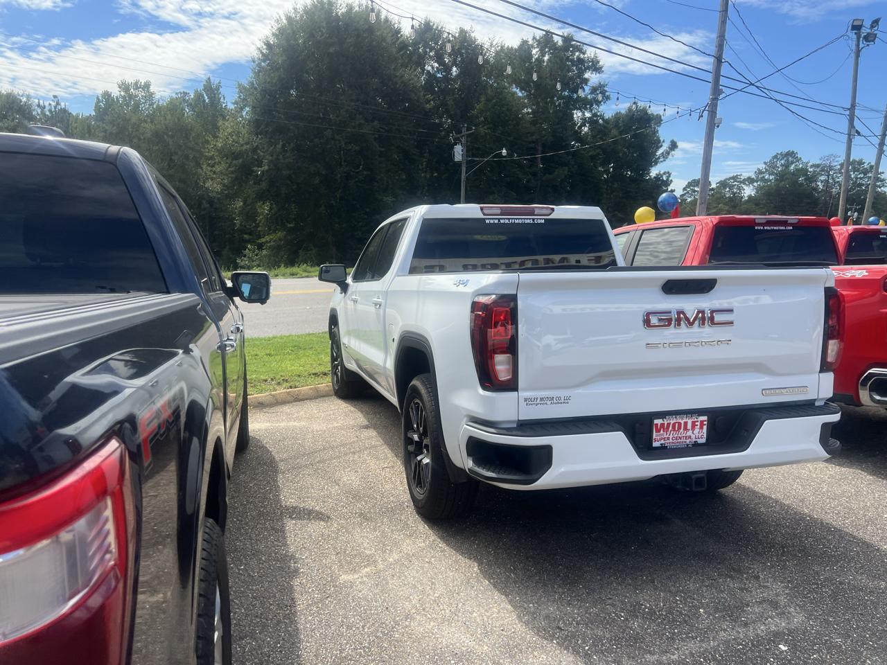 GMC Sierra 1500 4WD Crew Cab 147" Elevation w/3VL 2025