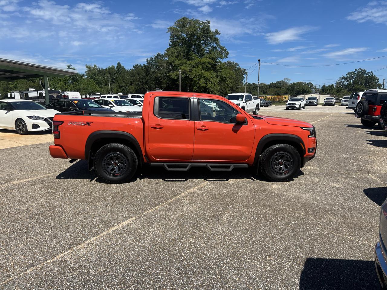 Nissan Frontier Crew Cab 4x2 PRO-X 2025