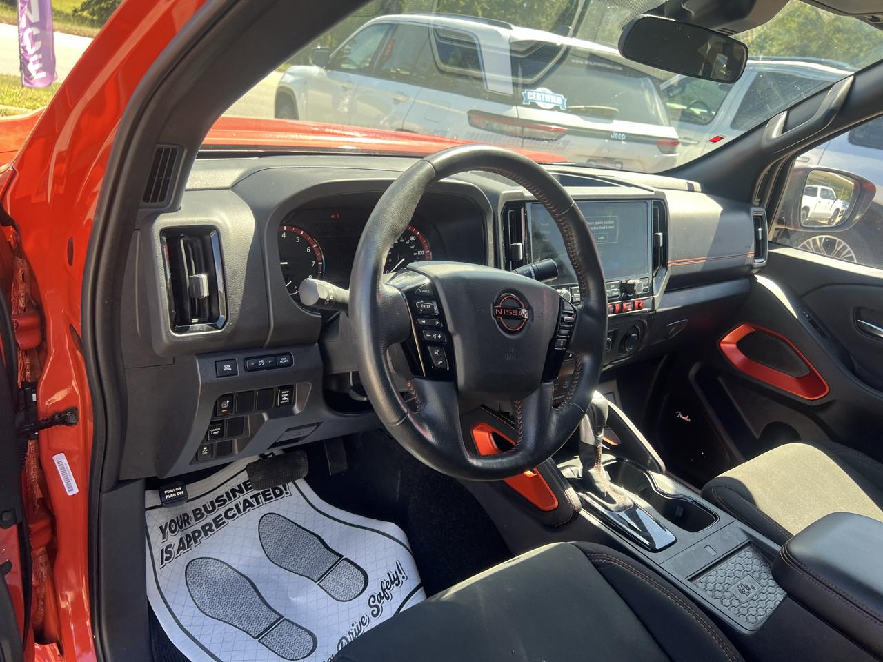 Nissan Frontier Crew Cab 4x2 PRO-X 2025