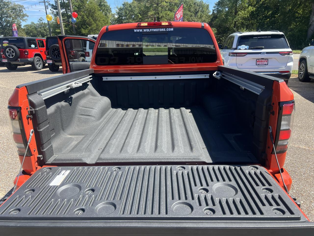Nissan Frontier Crew Cab 4x2 PRO-X 2025