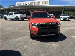 2025 Nissan Frontier 
