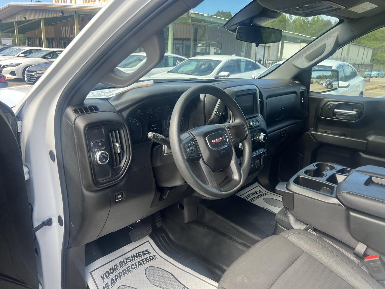 GMC Sierra 1500 2WD Crew Cab 147" Pro 2025