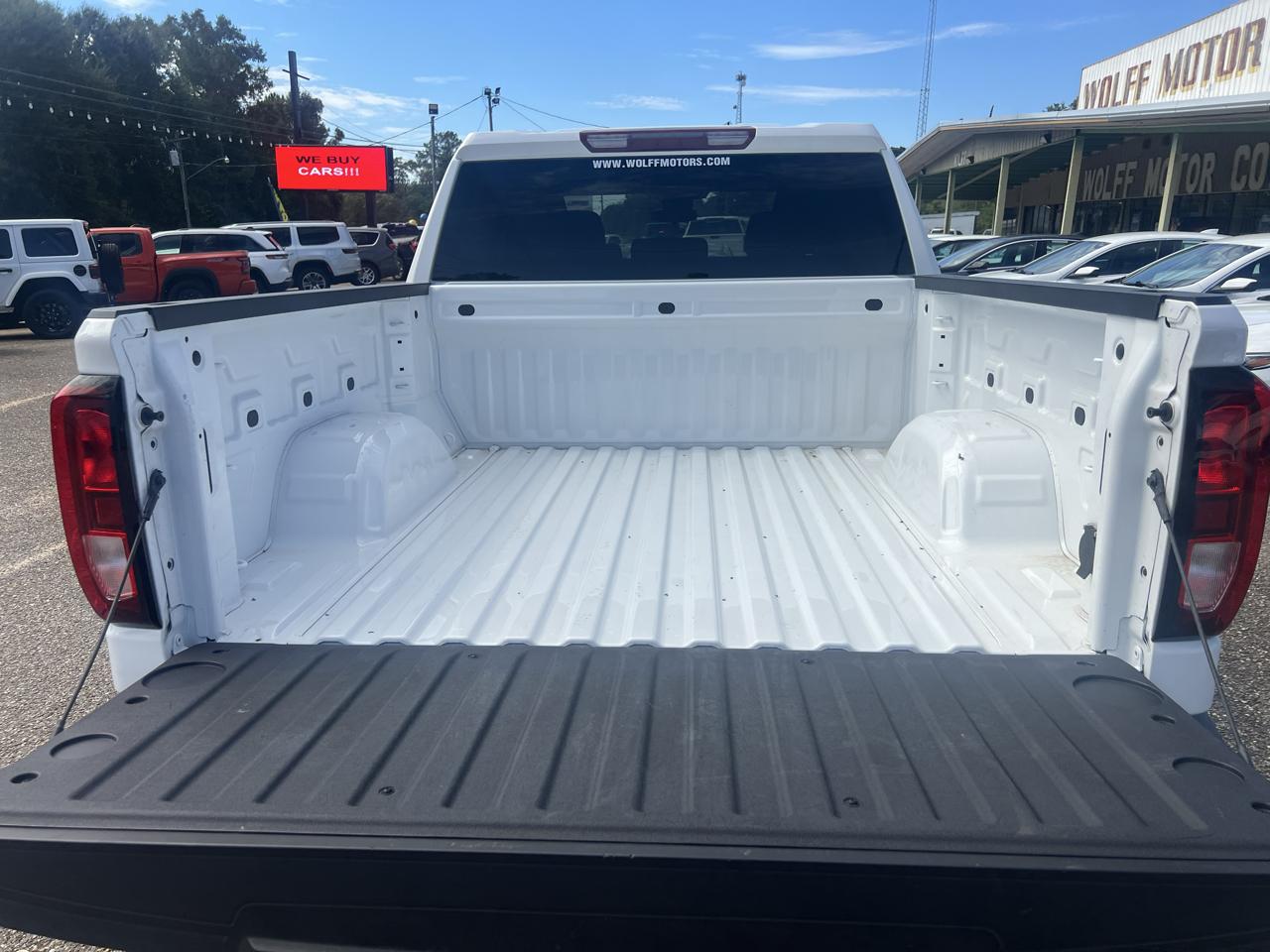 GMC Sierra 1500 2WD Crew Cab 147" Pro 2025