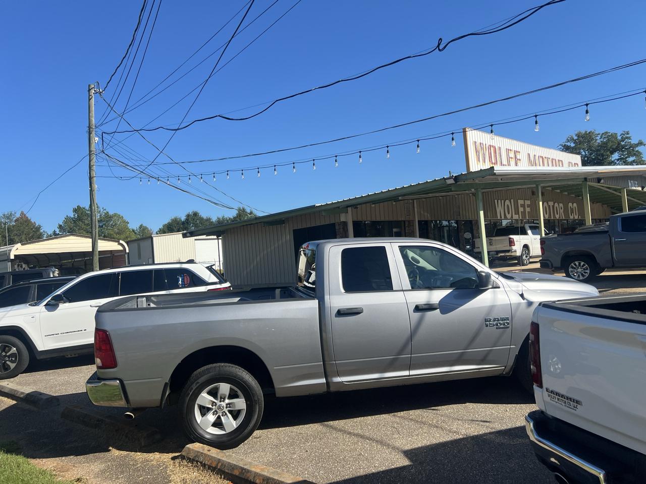 RAM 1500 Classic SLT 4x2 Quad Cab 6'4" Box 2024
